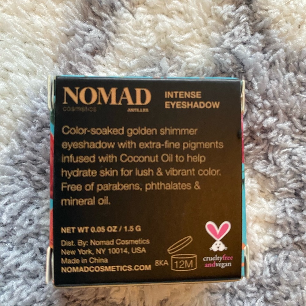 Nomad Antilles eyeshadow - Picture 3 of 3